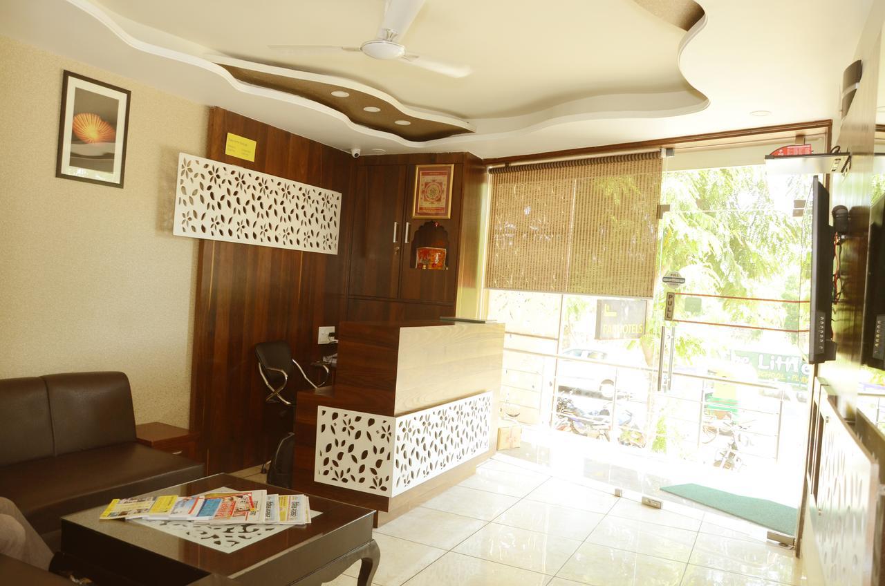 Fabhotel Padmavati Palace Mansarovar Jaipur Bagian luar foto