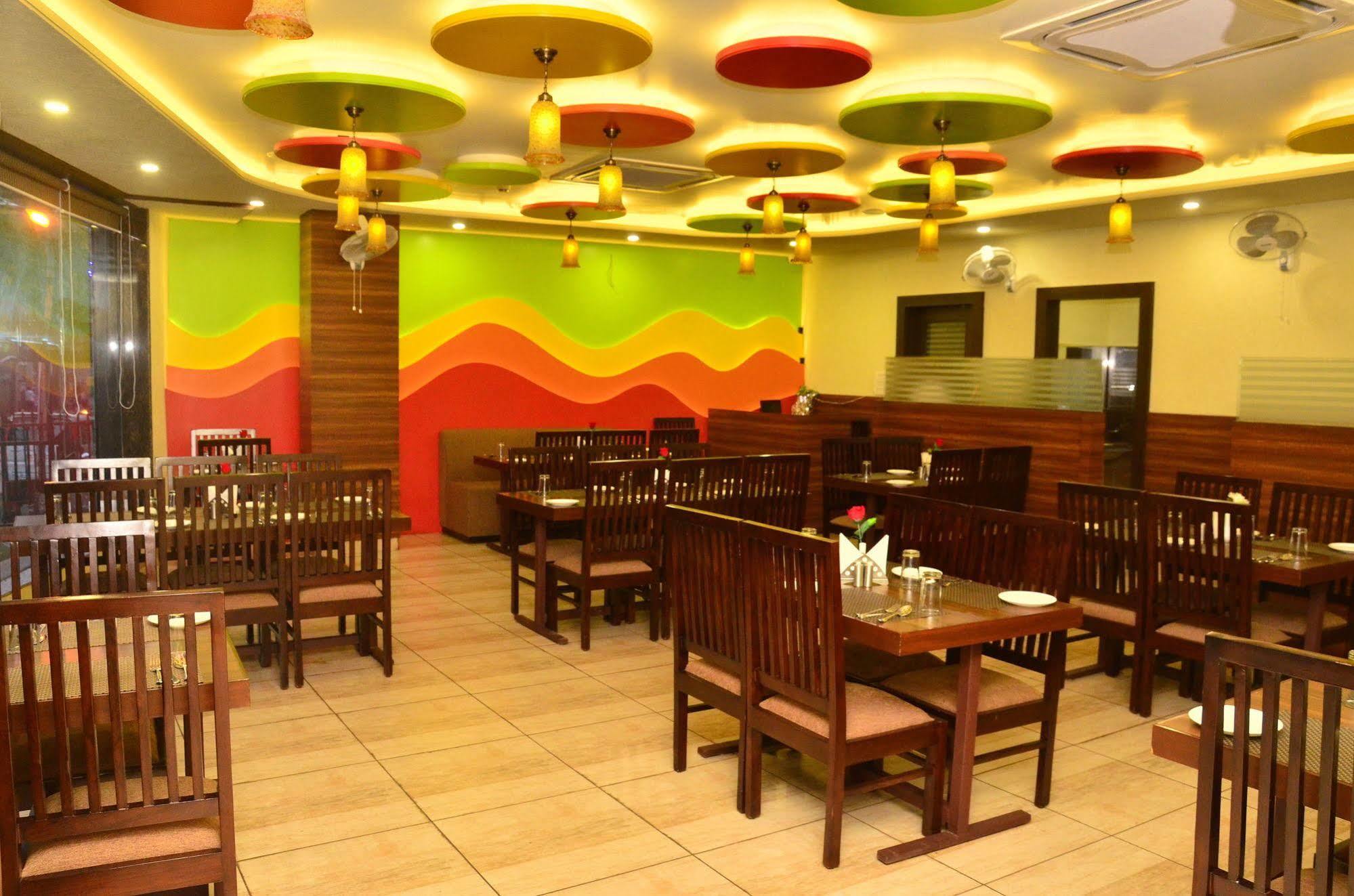 Fabhotel Padmavati Palace Mansarovar Jaipur Bagian luar foto